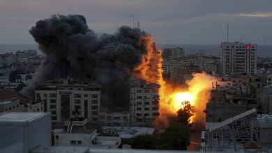 صورة بضربات كبيرة.. إسرائيل تعلن تقسيم غزة إلى شطرين